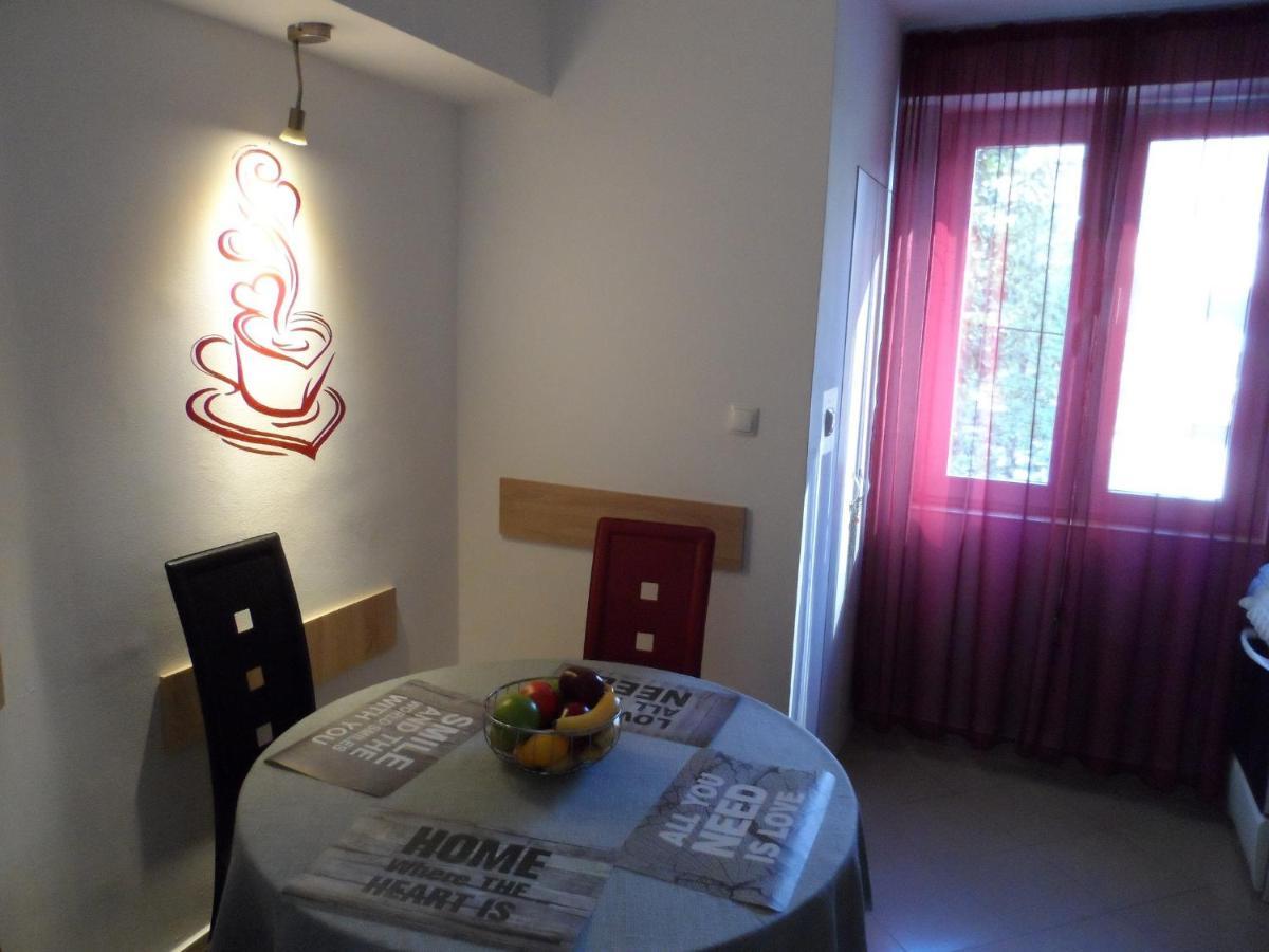M@D Apartment Temeşvar Dış mekan fotoğraf