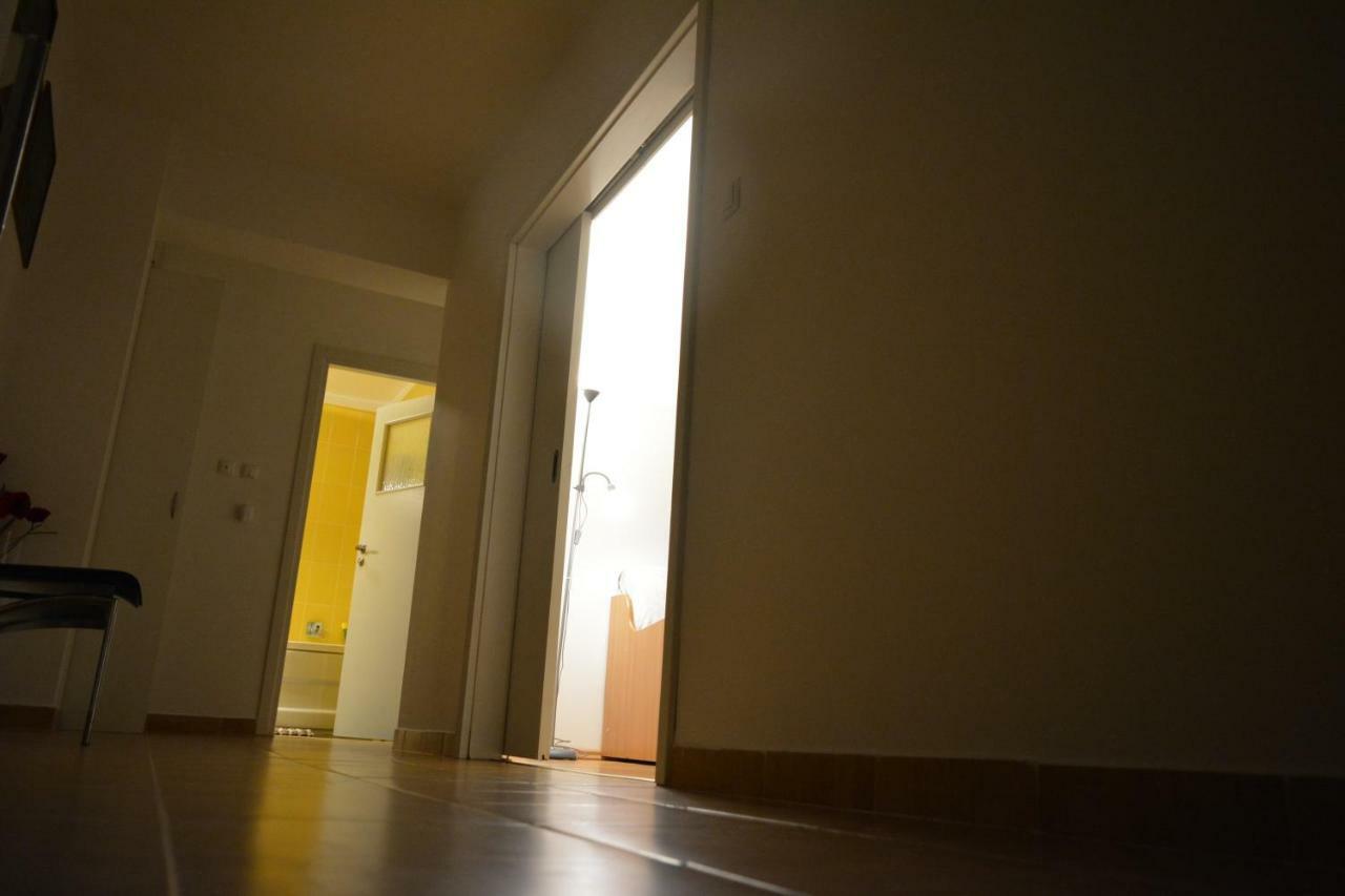 M@D Apartment Temeşvar Dış mekan fotoğraf
